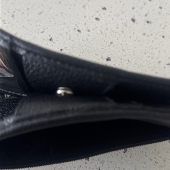 Brighton Ferrara Folio Wide Black Leather Wallet Embossed Pattern Travel Casual - Picture 10 of 12